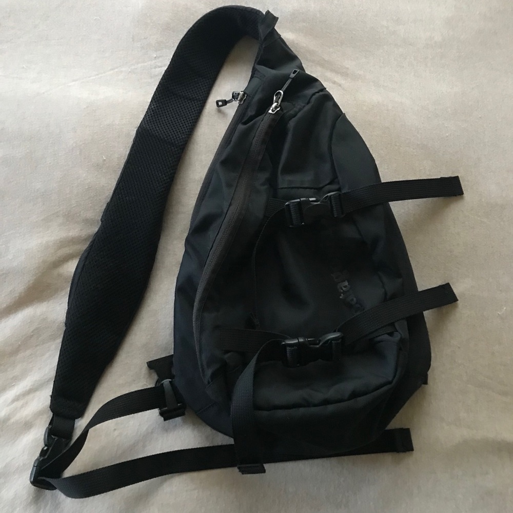 Patagonia Atom Sling Backpack
